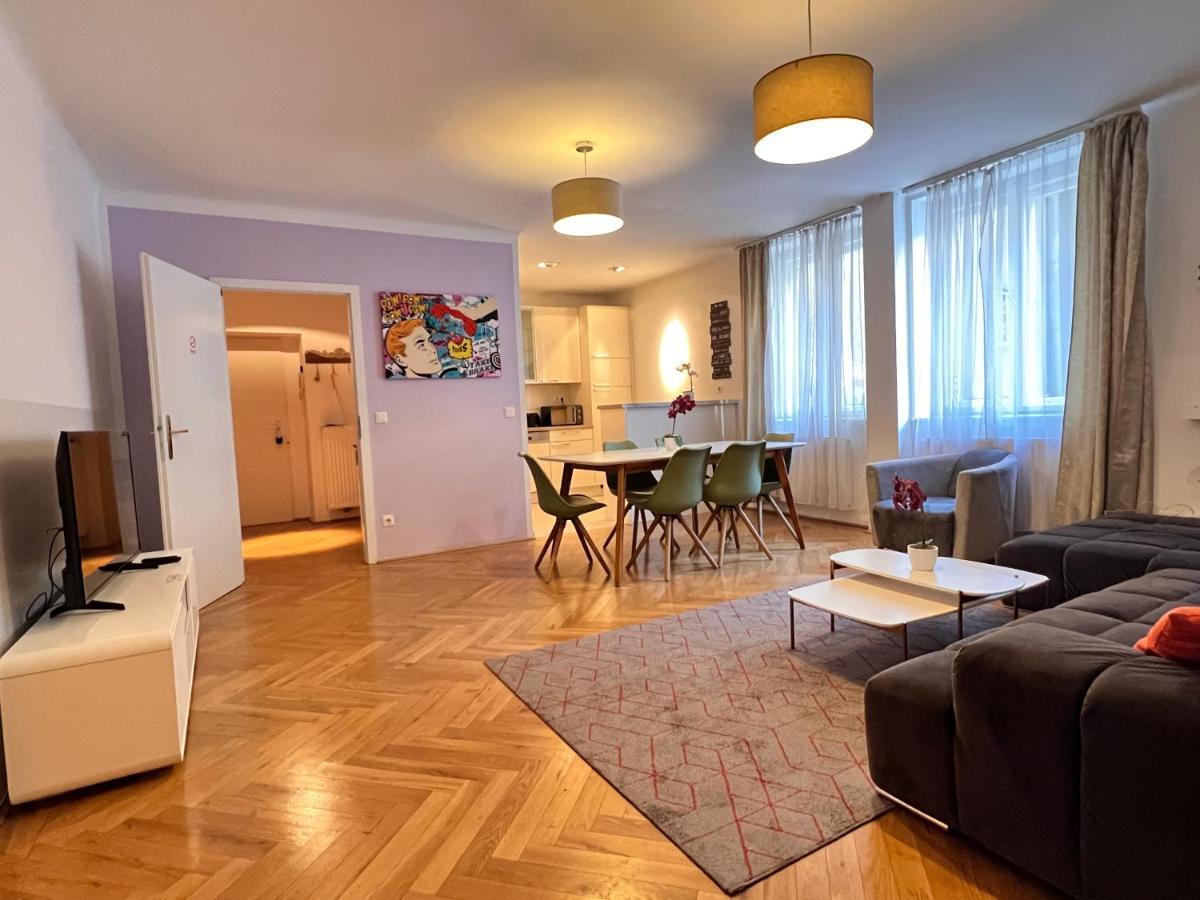 Apartment Exclusive Center *